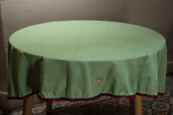 ROUND TABLECLOTH